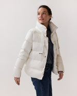 Load image into Gallery viewer, Sateen Nylon Short Jacket in White