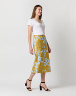Load image into Gallery viewer, Pencil Skirt in Light Blue Tangle Shot Cotton
