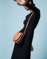 Load image into Gallery viewer, Medium Accordion Clara Crossbody Bag in Natural Leather

