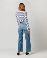 Load image into Gallery viewer, Modern Minquiers Tee in Neige/Marine Stripe
