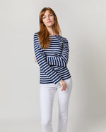 Load image into Gallery viewer, Modern Minquiers Tee in Marine/Neige Stripe
