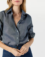 Load image into Gallery viewer, Boyfriend Shirt in Indigo Cotolino Chambray
