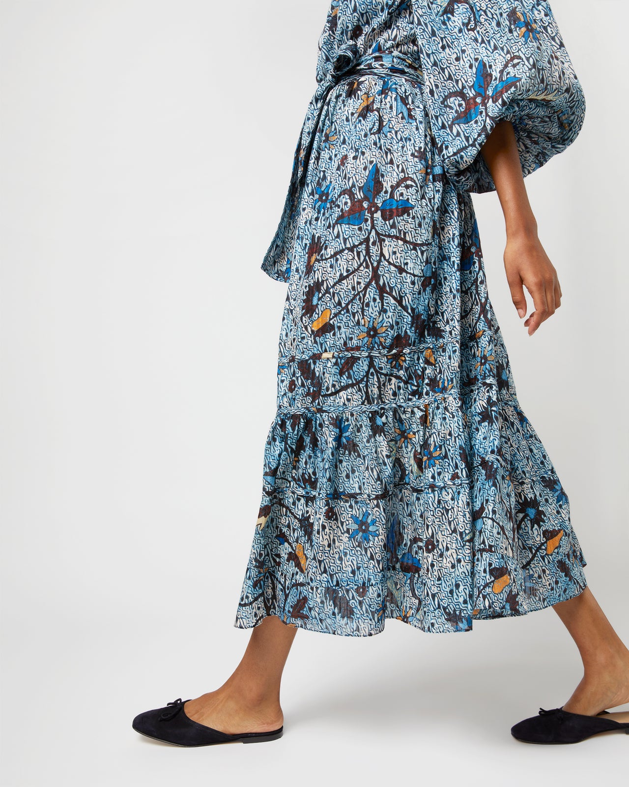 Iona Dress in Morning Glory