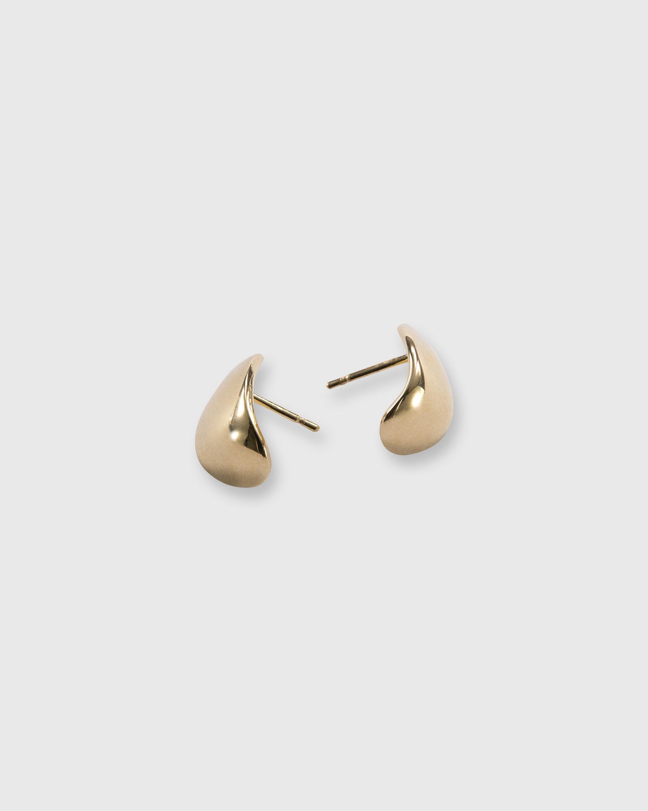 Wrap Oval Earrings in Gold-Plated Brass