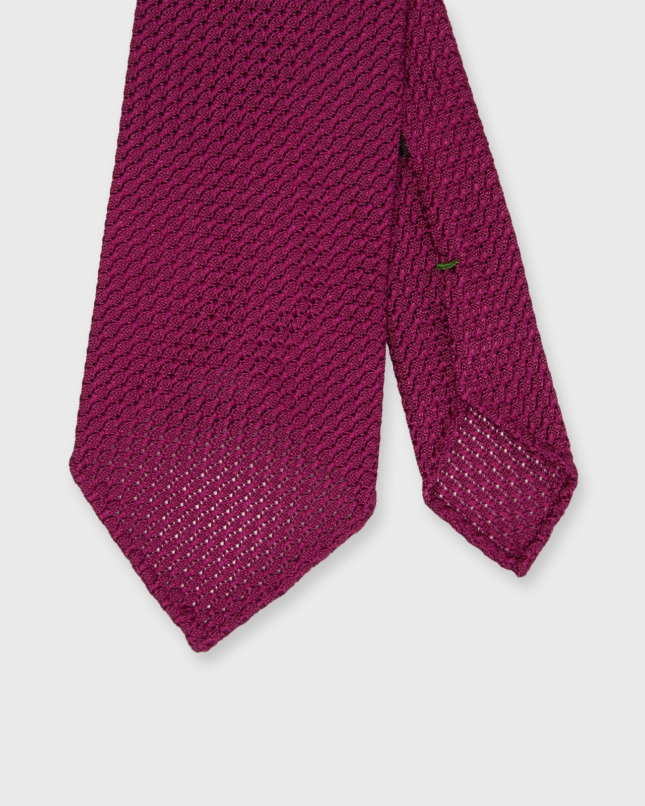 Silk Grosso Grenadine Tie in Berry