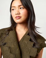 Load image into Gallery viewer, Leiro Vest in Militaire
