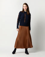 Load image into Gallery viewer, Ellen Sweater in Navy Blue/Timber Extra Fine Merino Wool
