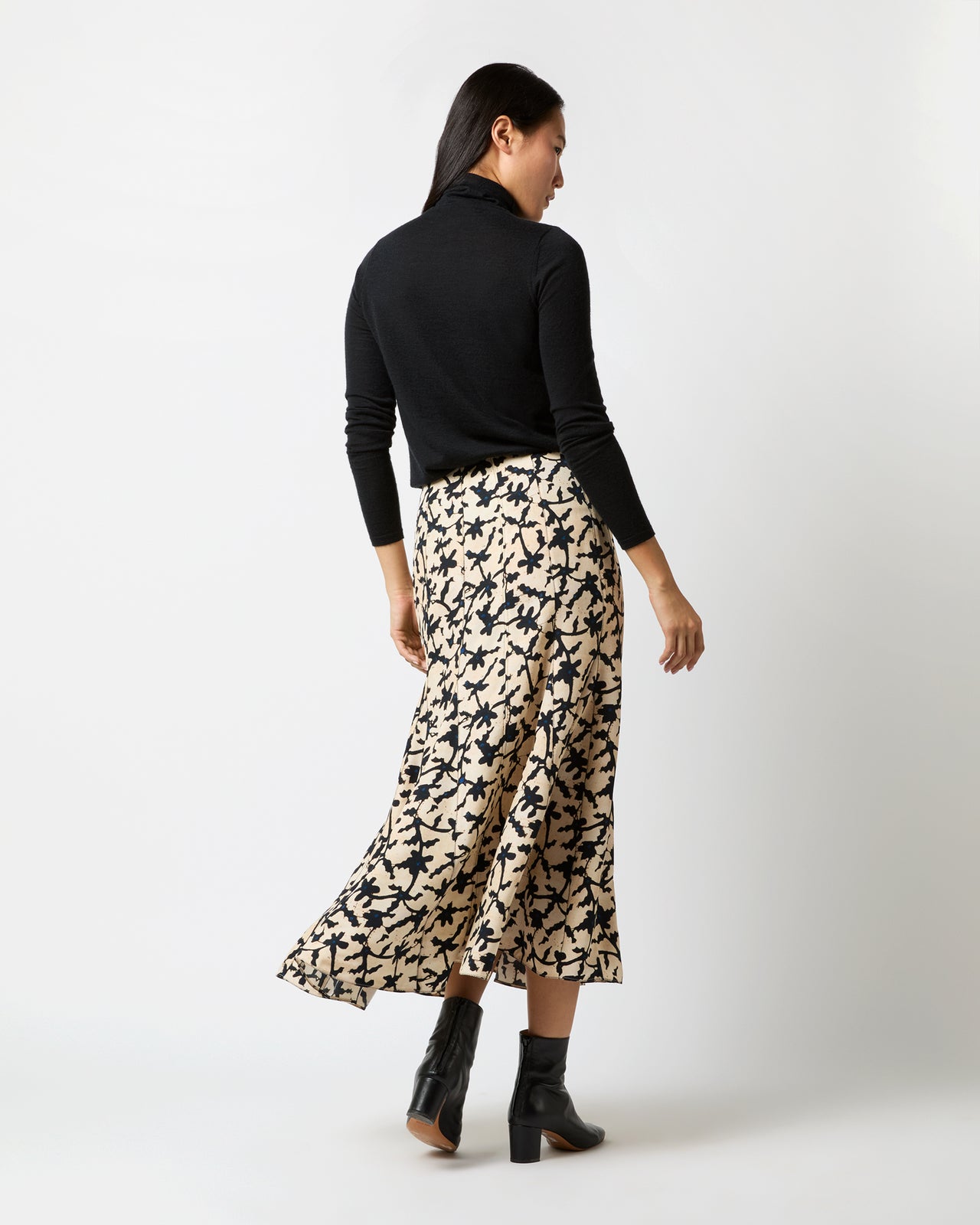 Kellia Skirt in Moonstone