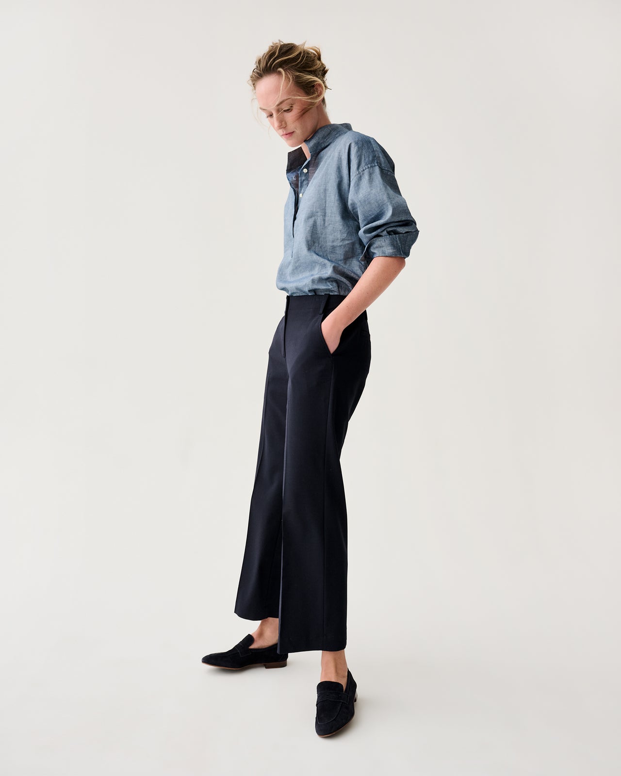 Frankie Cropped Pant in Navy Bi-Stretch Tropical Wool