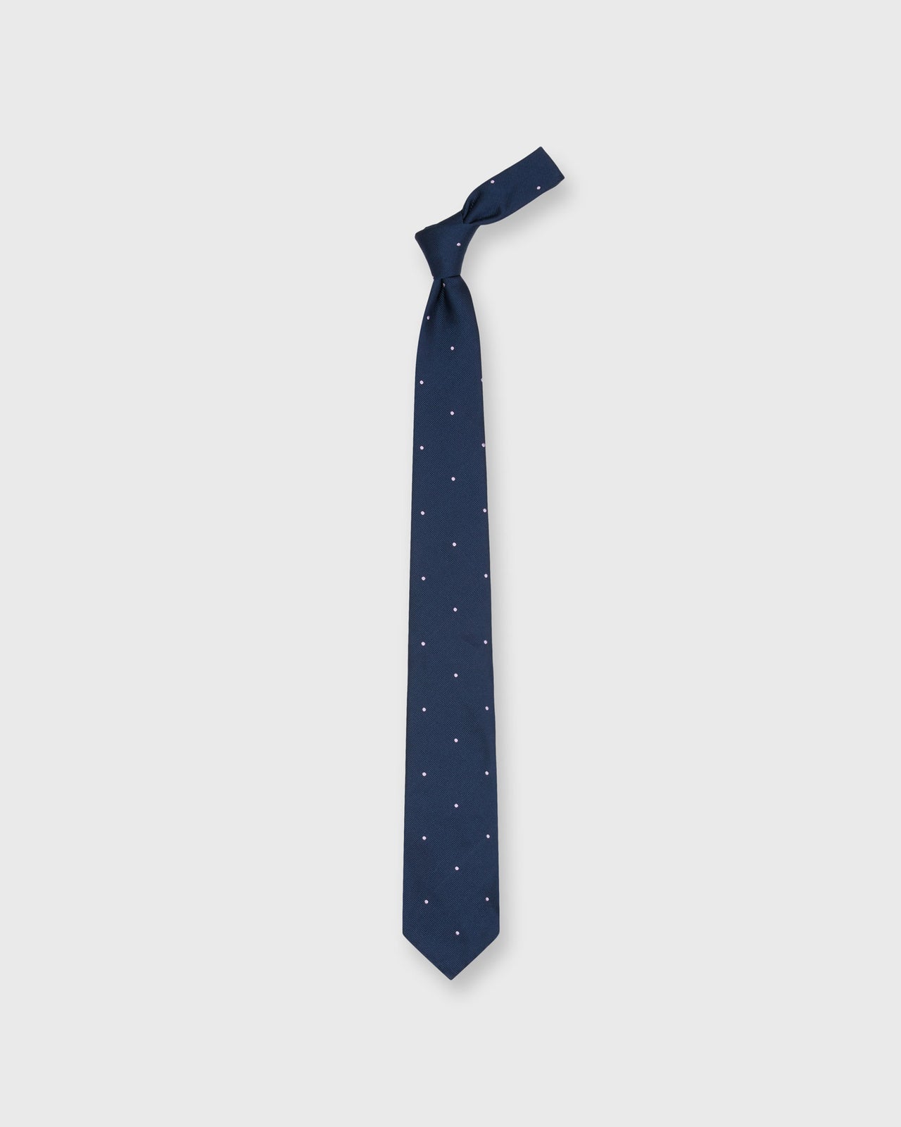 Hand-Rolled Silk Woven Tie in Navy/Lilac Dot