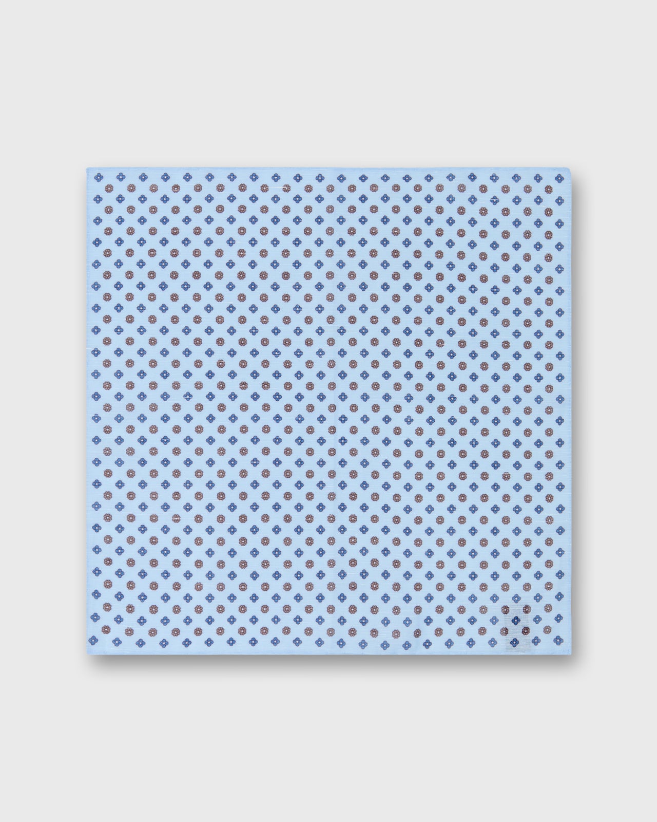 Hand-Rolled Cotolino Pocket Square in Mist/Navy/Smoke Flower