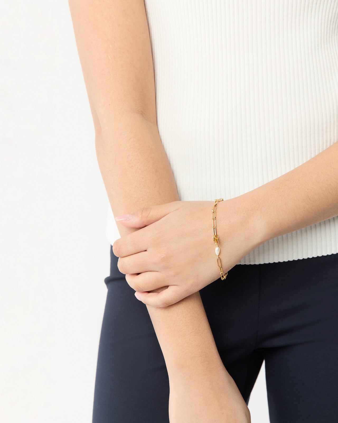 Adri Bracelet in Gold