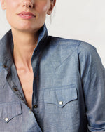 Load image into Gallery viewer, Western Shirt in Indigo Cotolino Chambray

