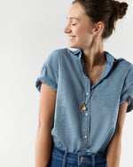 Load image into Gallery viewer, Minnow Necklace in Ultramarine
