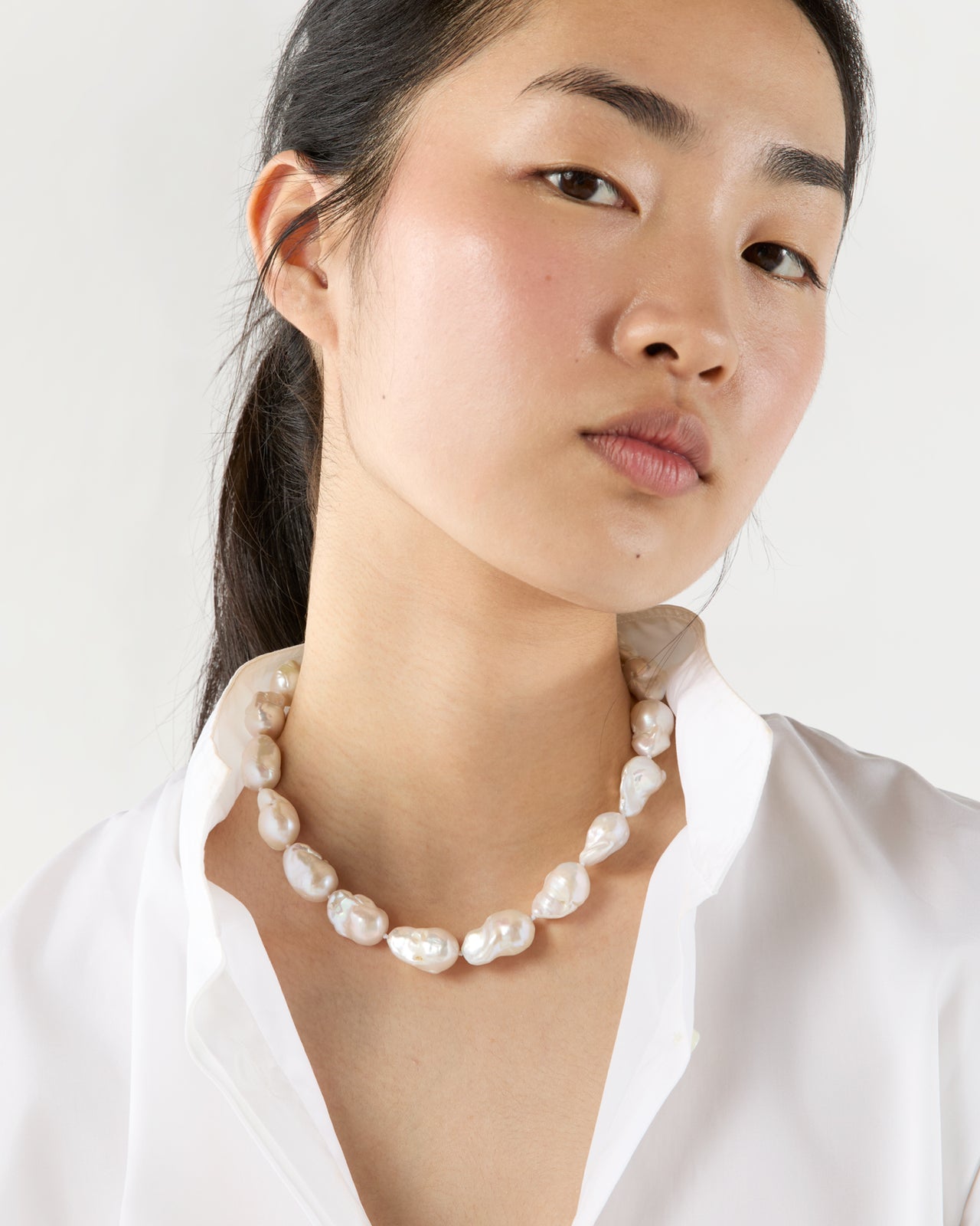 Claude Necklace in White