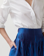 Load image into Gallery viewer, Adah Pintuck Skirt in Wave Iridescent Silk Shantung
