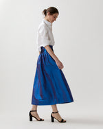 Load image into Gallery viewer, Adah Pintuck Skirt in Wave Iridescent Silk Shantung
