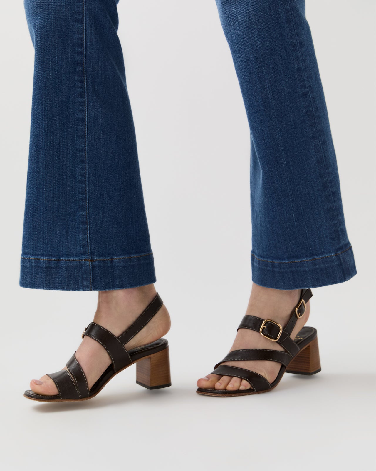 Kendall Flare 5-Pocket Jean in 3-Year Indigo Stretch Denim