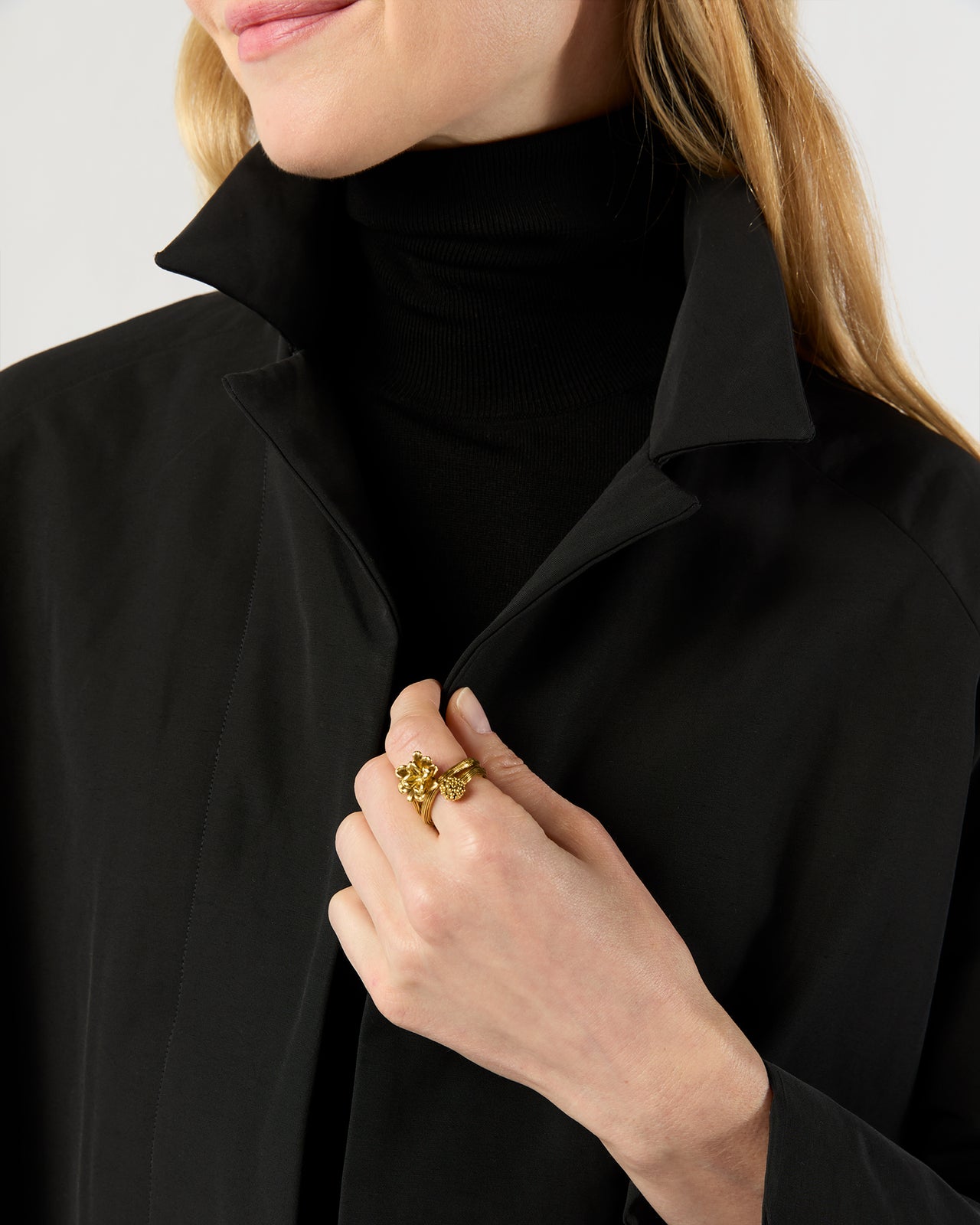 Anthos Ring in Gold