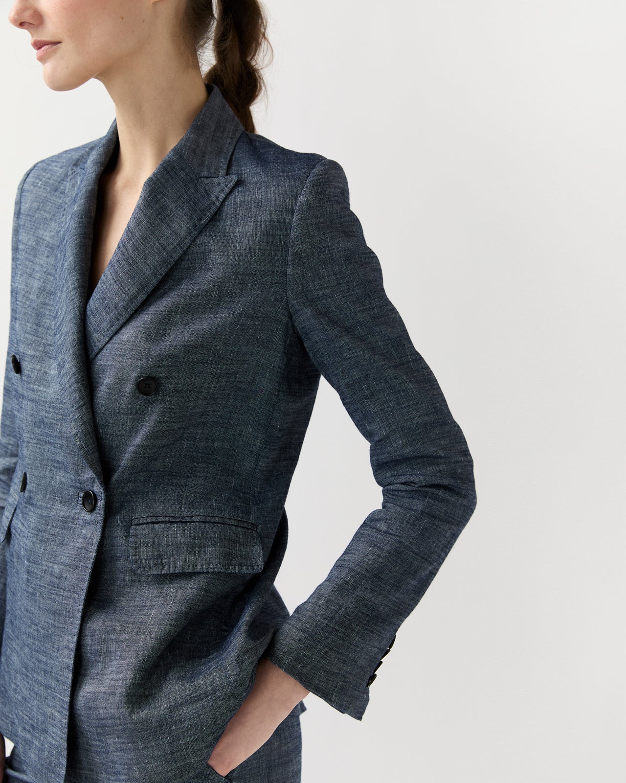 Concetta Jacket in Indigo Cotolino Chambray