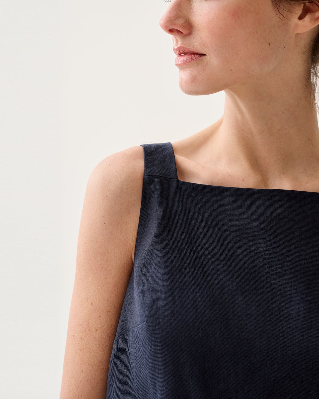 Madelyn Dress in Navy Stretch Cotolino
