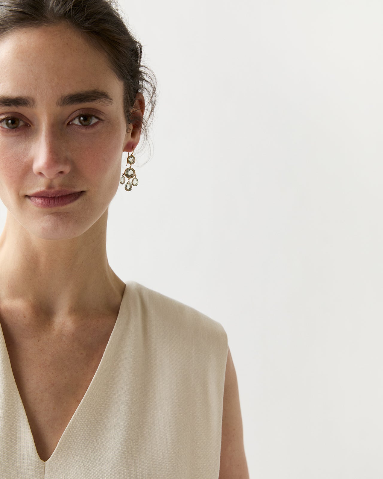 Small Gabrielle D'Estrées Earrings in Green Quartz