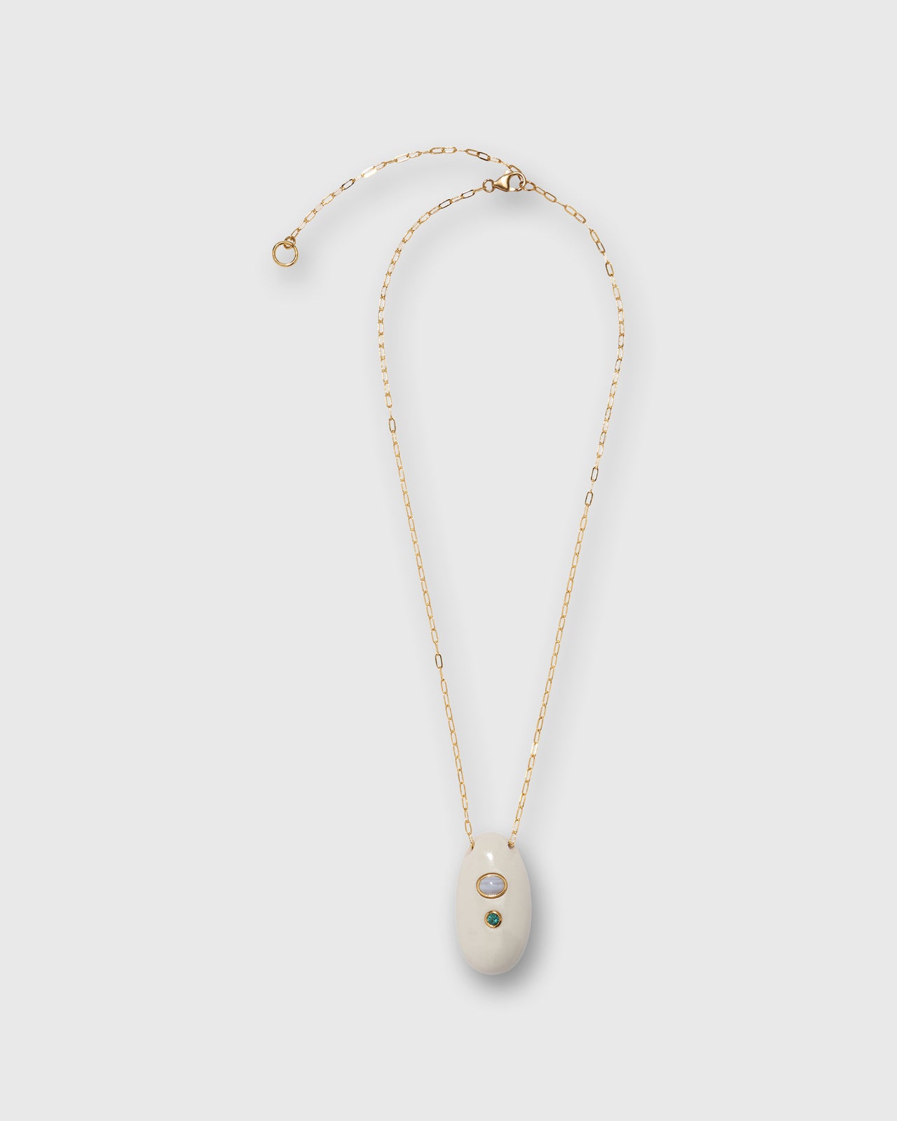 La Paz Pendant Necklace in White