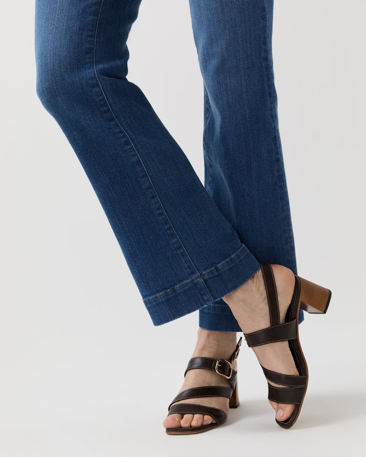 Square-Toe Block Heel in Dark Brown Leather