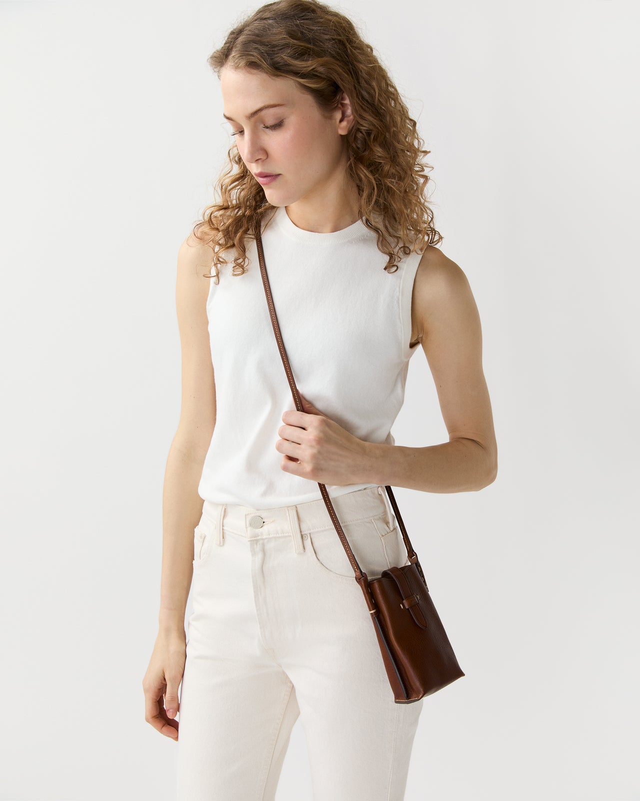 Minnie Cell Phone Bag in Brown Leather