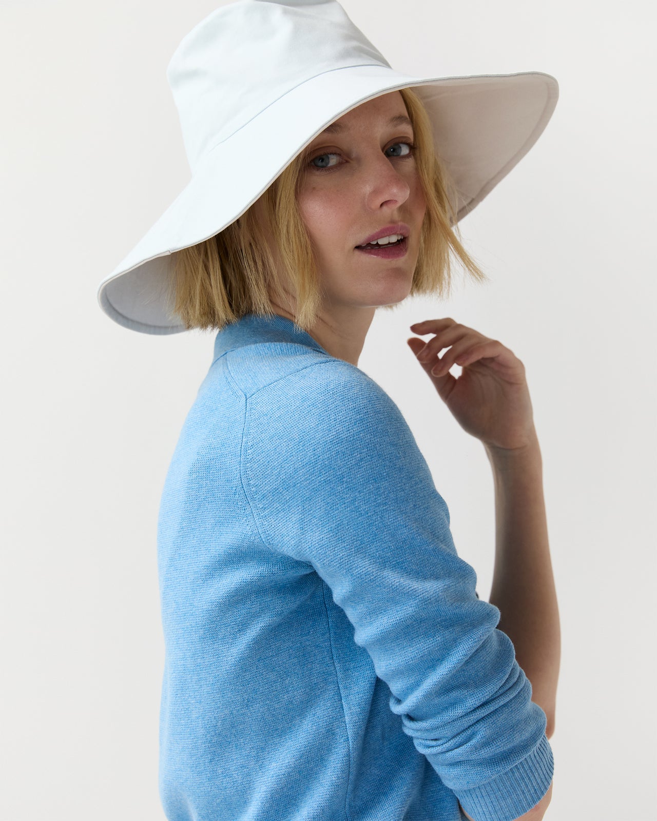 Reversible Canvas Sunhat in Tan