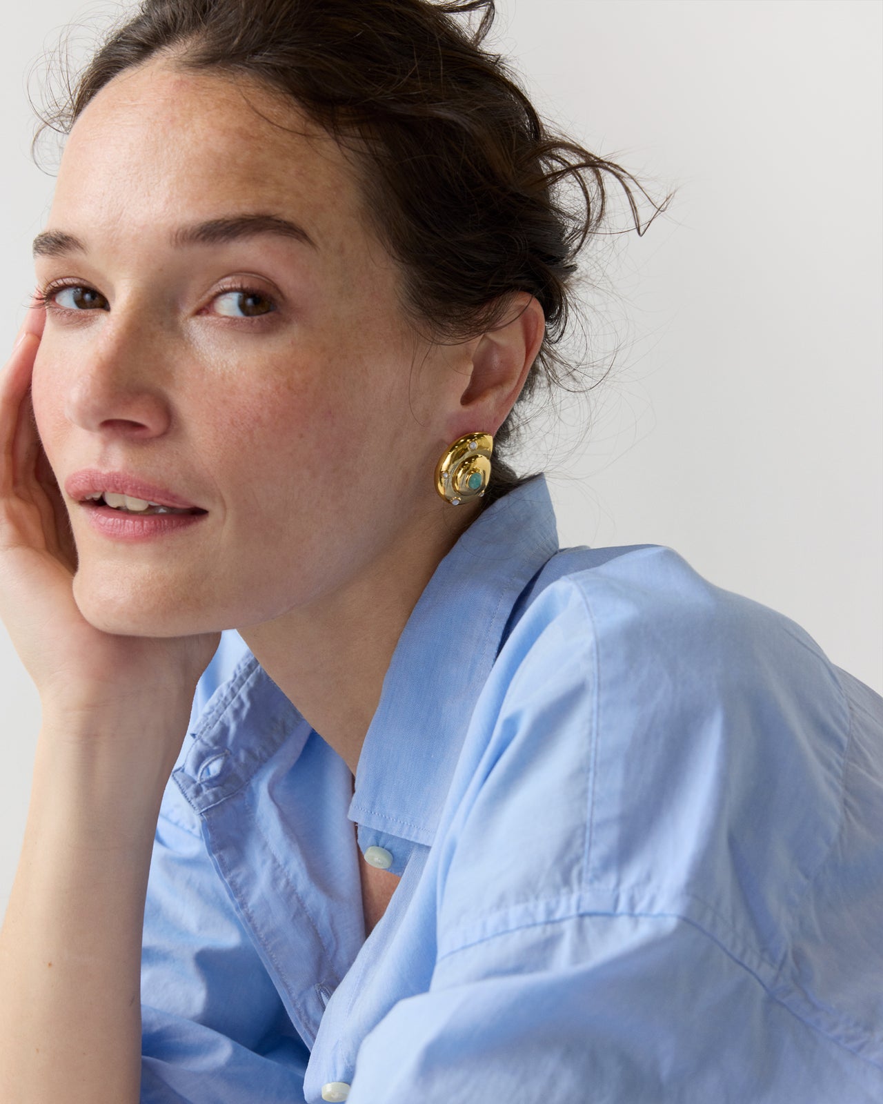 Nautilus Stud Earrings in Gold