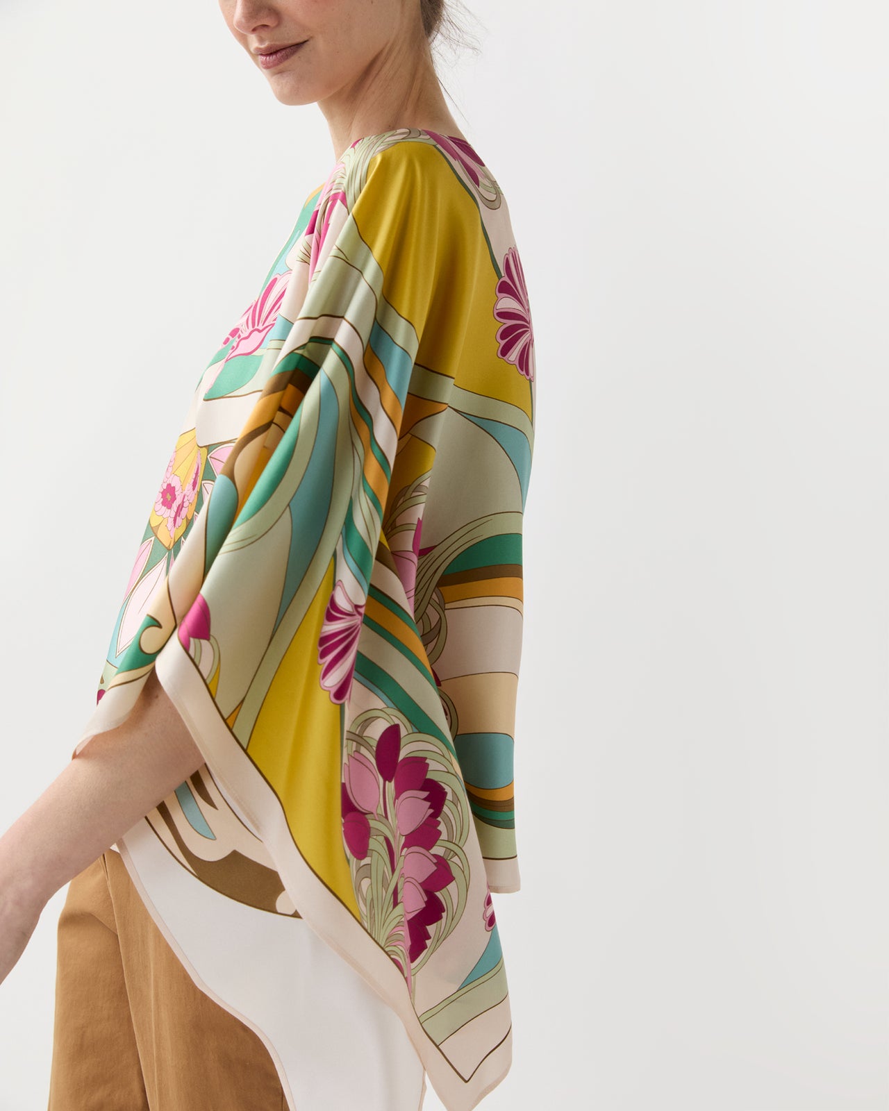 Square Top in Tulip Placée