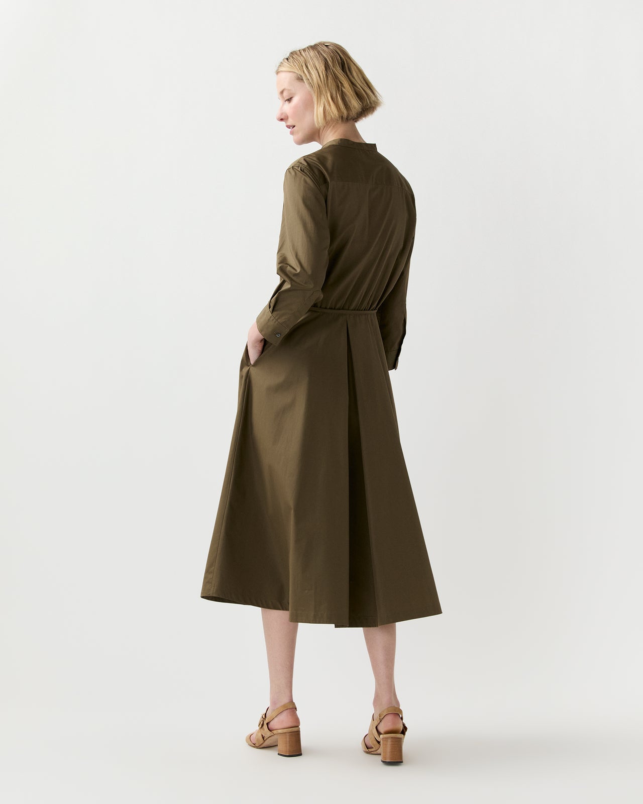 Midi Shirtdress in Military