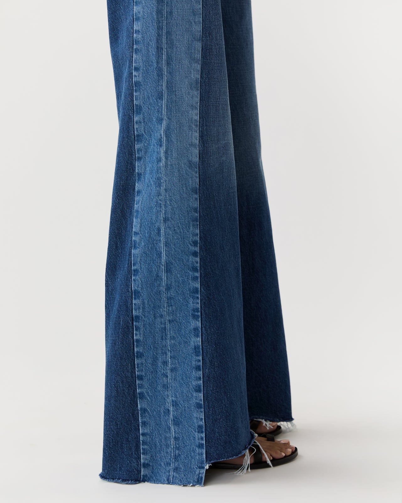 The Tux Sidestepper Sneak Fray Jean in Double Take