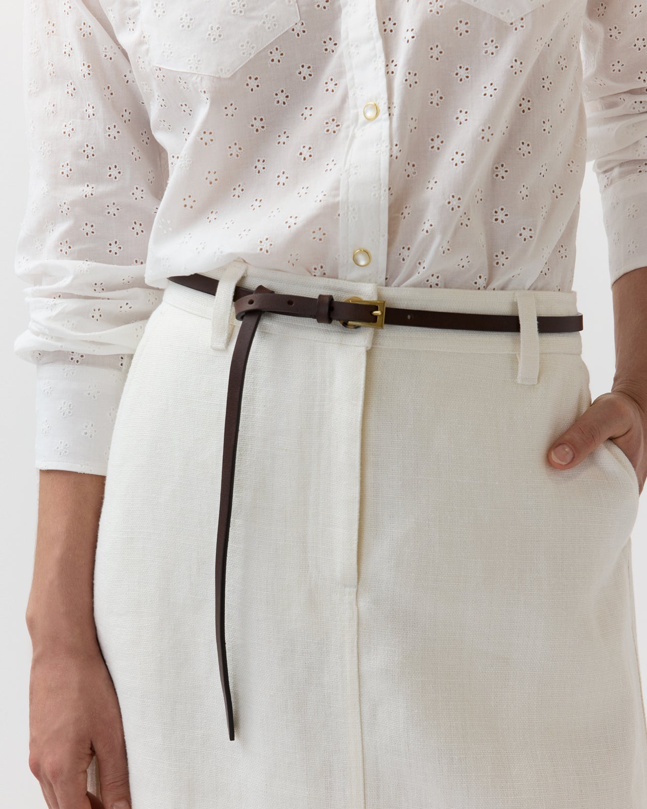 Narrow Buckle Belt in Dark Brown Leather