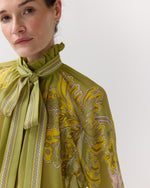Load image into Gallery viewer, Cerere Blouse in Swathe Placée
