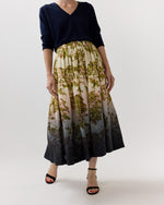 Load image into Gallery viewer, Gala Skirt in Oasis Ombré Placée Black
