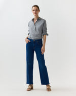 Load image into Gallery viewer, The Mid Rise Rambler Zip Flood Jean in Pinkies Up
