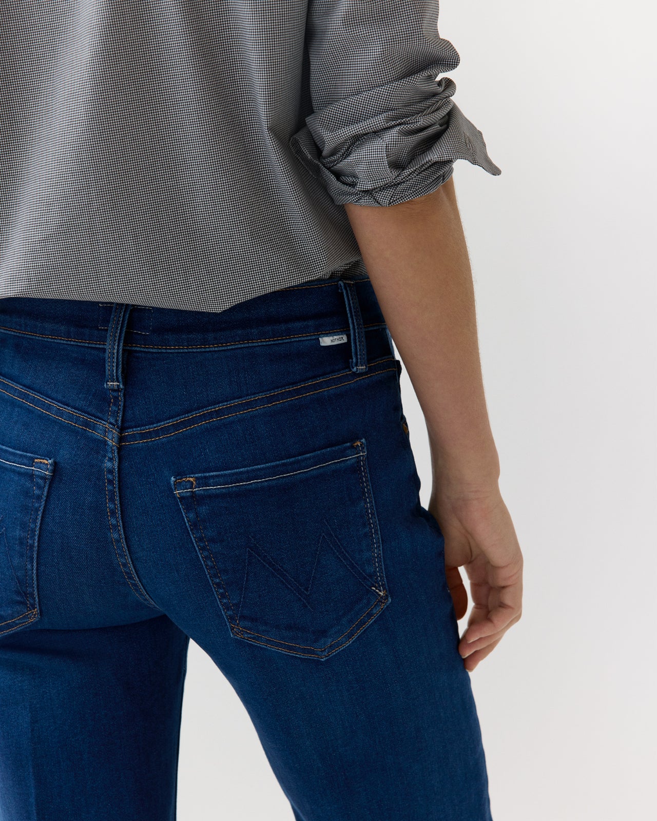 The Mid Rise Rambler Zip Flood Jean in Pinkies Up