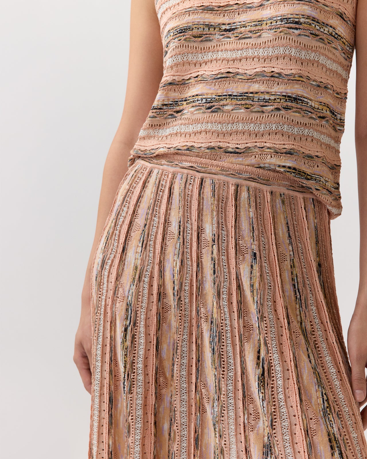 Clio Midi Skirt in Hibiscus