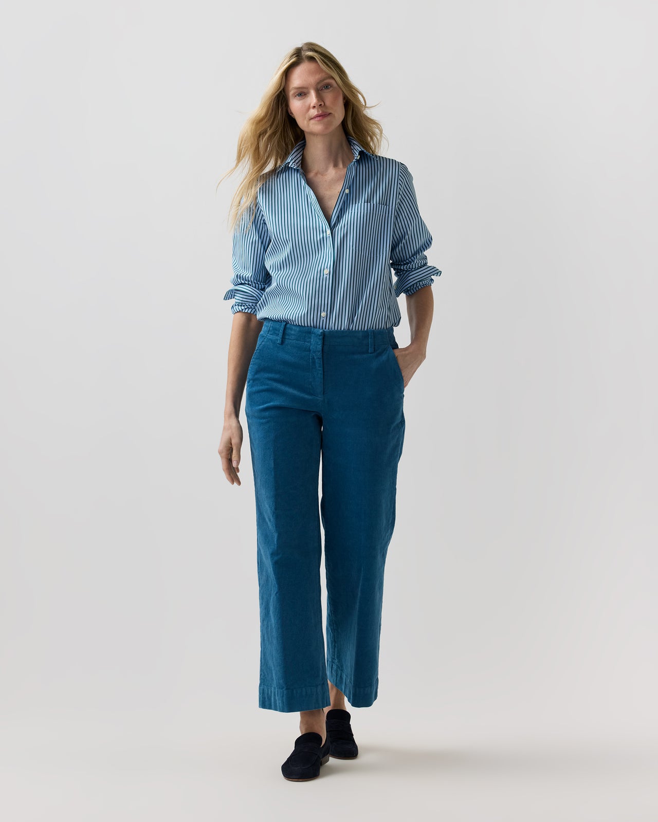Frankie Cropped Pant in Petrol Stretch Corduroy