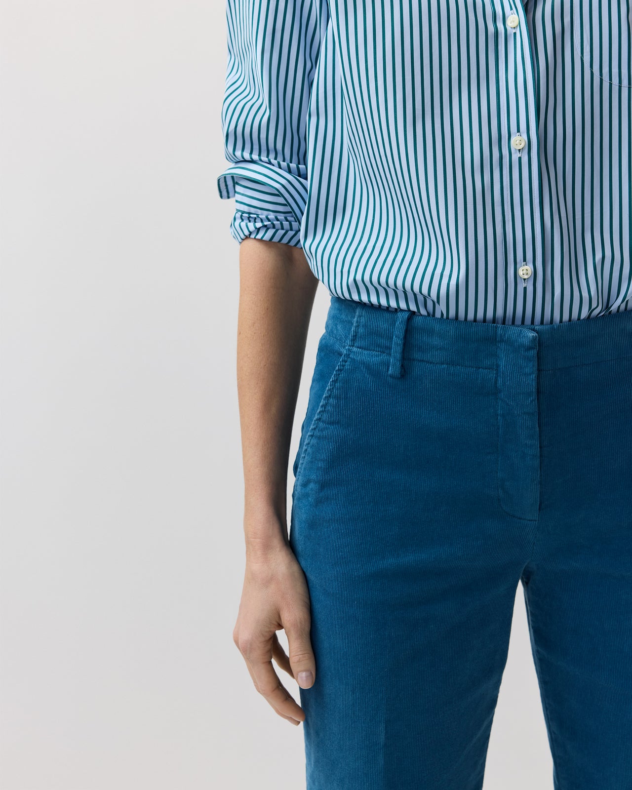 Frankie Cropped Pant in Petrol Stretch Corduroy