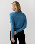 Load image into Gallery viewer, Kit Crewneck Sweater in Heather Cerulean Cashmere
