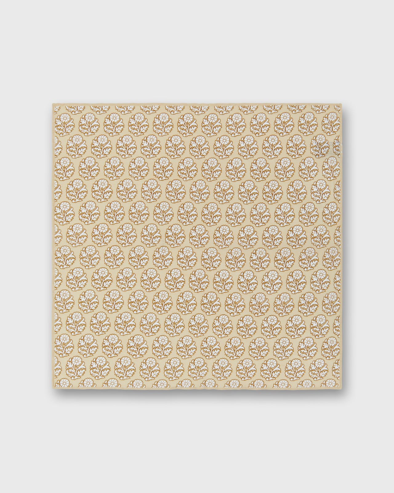 Hand-Rolled Cotolino Pocket Square in Khaki/Bone Flower