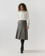 Load image into Gallery viewer, Francesca Skirt in Navy/Chocolate Houndstooth
