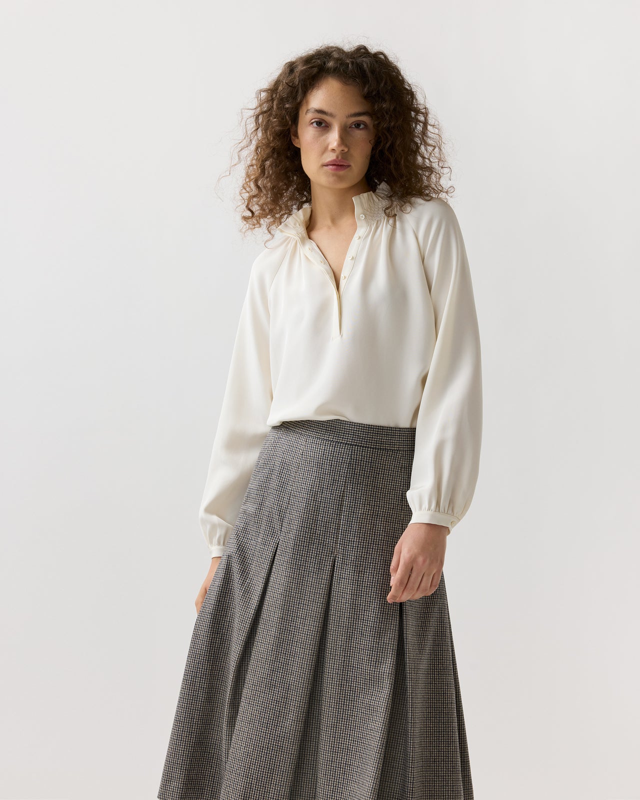 Wendy Blouse in Ivory Silk Crepe De Chine