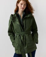 Load image into Gallery viewer, Bea Cashpad Jacket in Olive Dry Waxed Poplin

