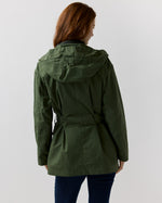 Load image into Gallery viewer, Bea Cashpad Jacket in Olive Dry Waxed Poplin

