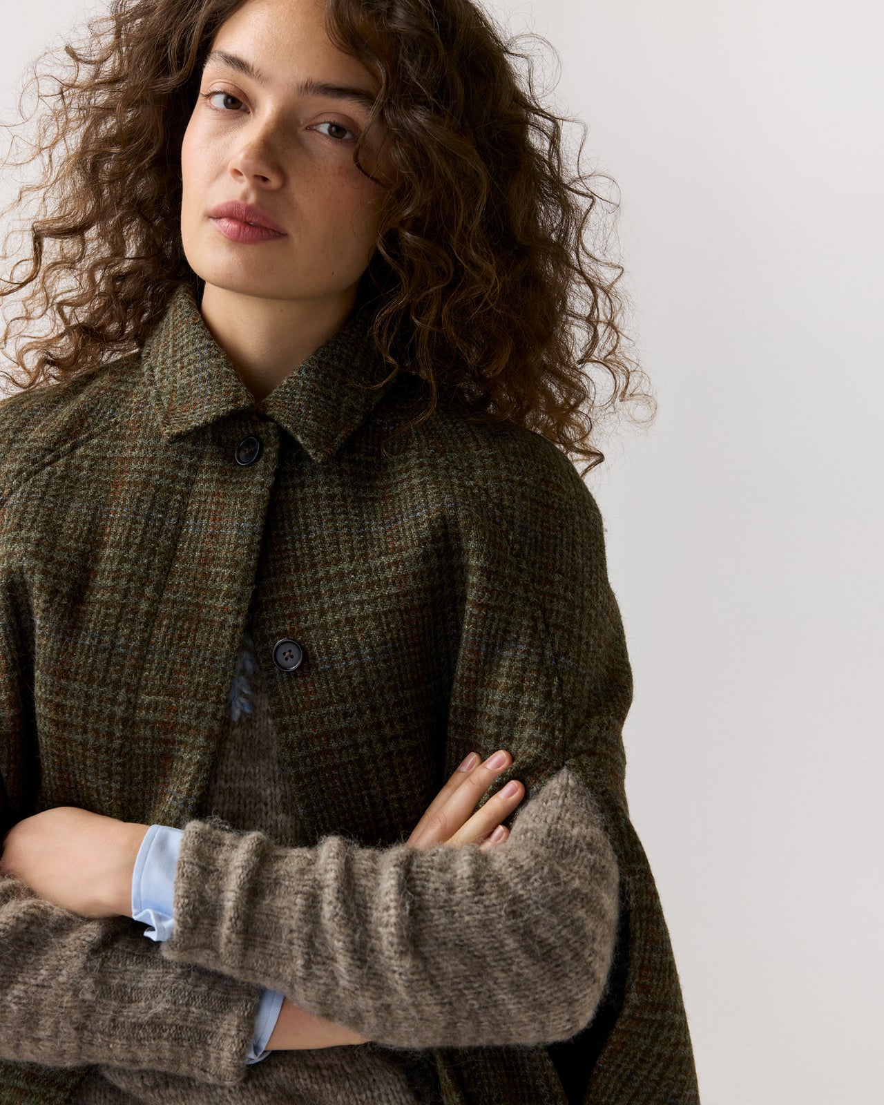 Bennet Tailored Cape in Lovat/Terracotta/Multi Plaid Harris Tweed