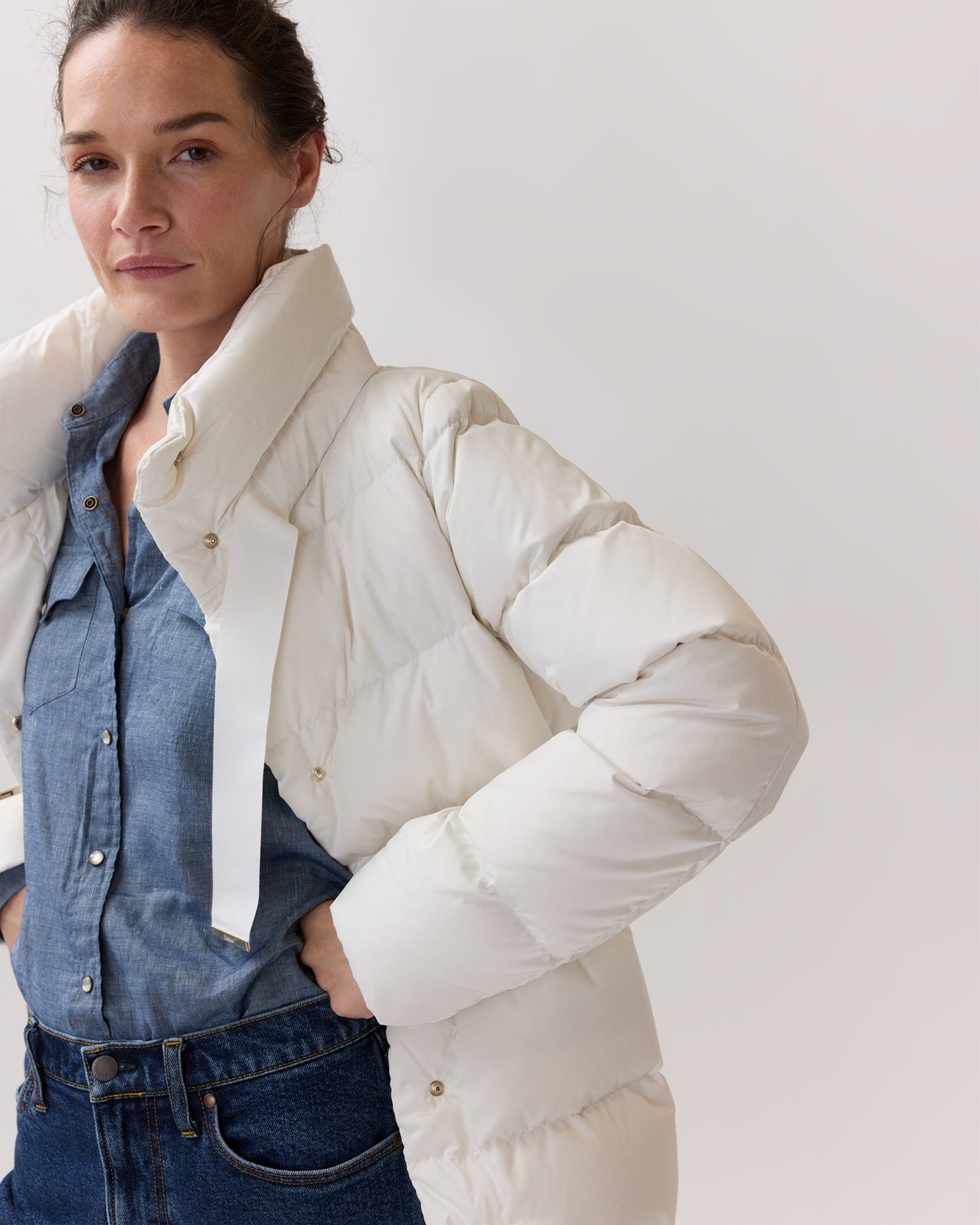 Sateen Nylon Short Jacket in White